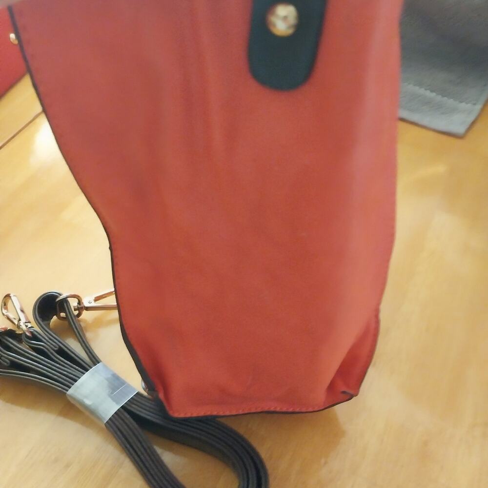 Coral pebbled bag - Picture 3 of 7
